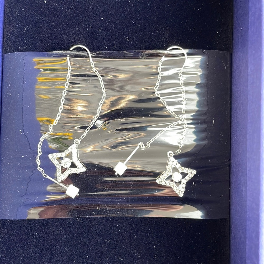 NEW Swarovski earrings